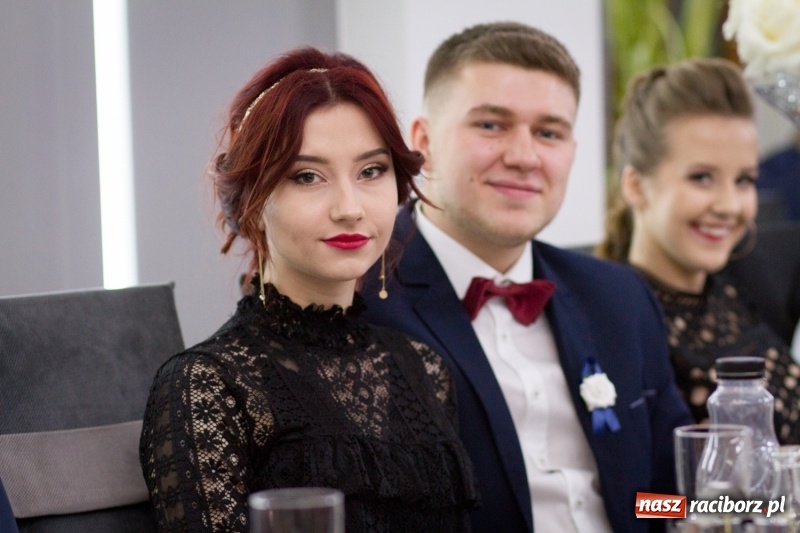 Zdjęcie w galerii na portalu naszraciborz.pl: Mechanik bawi się w Bravo FOTO i WIDEO wiadomości z regionu