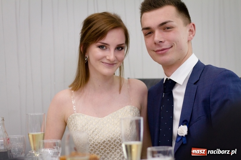 Zdjęcie w galerii na portalu naszraciborz.pl: Mechanik bawi się w Bravo FOTO i WIDEO wiadomości z regionu