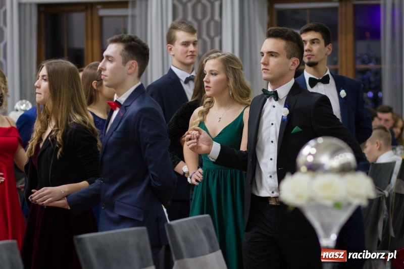 Zdjęcie w galerii na portalu naszraciborz.pl: Mechanik bawi się w Bravo FOTO i WIDEO wiadomości z regionu