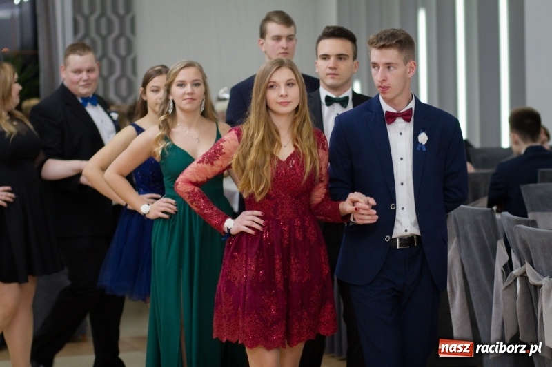 Zdjęcie w galerii na portalu naszraciborz.pl: Mechanik bawi się w Bravo FOTO i WIDEO wiadomości z regionu