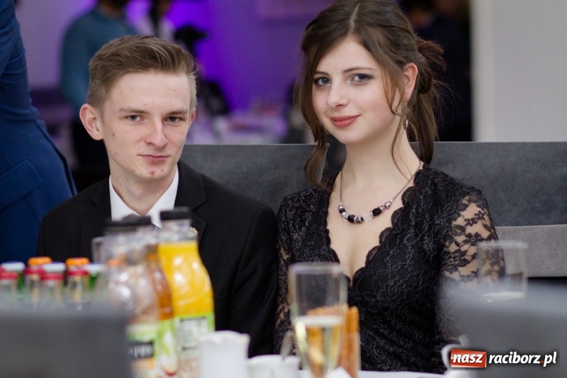 Zdjęcie w galerii na portalu naszraciborz.pl: Mechanik bawi się w Bravo FOTO i WIDEO wiadomości z regionu