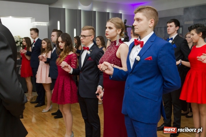 Zdjęcie w galerii na portalu naszraciborz.pl: Mechanik bawi się w Bravo FOTO i WIDEO wiadomości z regionu