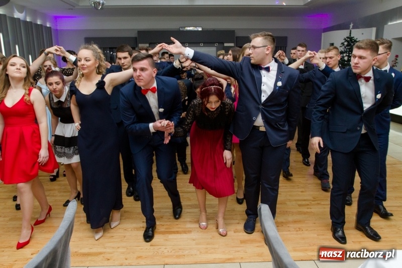 Zdjęcie w galerii na portalu naszraciborz.pl: Mechanik bawi się w Bravo FOTO i WIDEO wiadomości z regionu