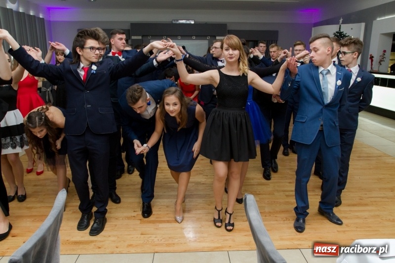 Zdjęcie w galerii na portalu naszraciborz.pl: Mechanik bawi się w Bravo FOTO i WIDEO wiadomości z regionu