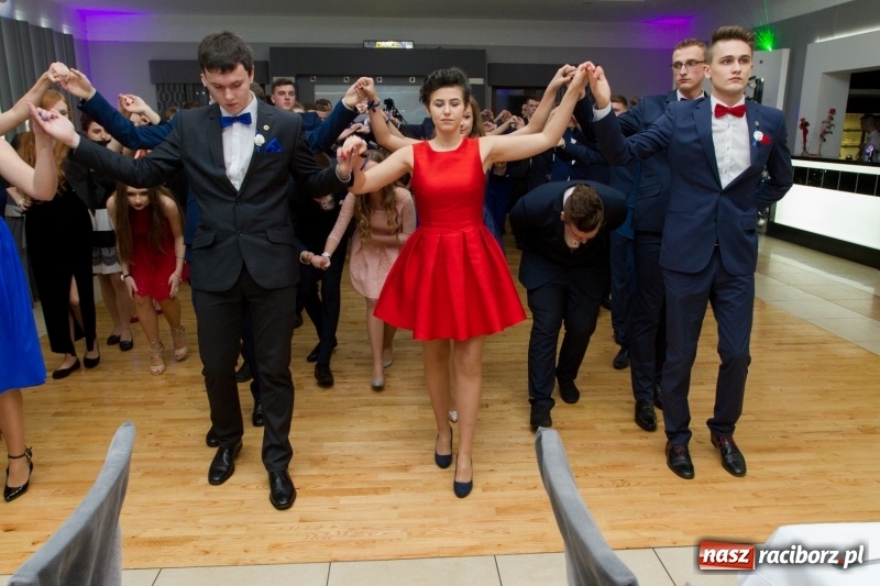 Zdjęcie w galerii na portalu naszraciborz.pl: Mechanik bawi się w Bravo FOTO i WIDEO wiadomości z regionu