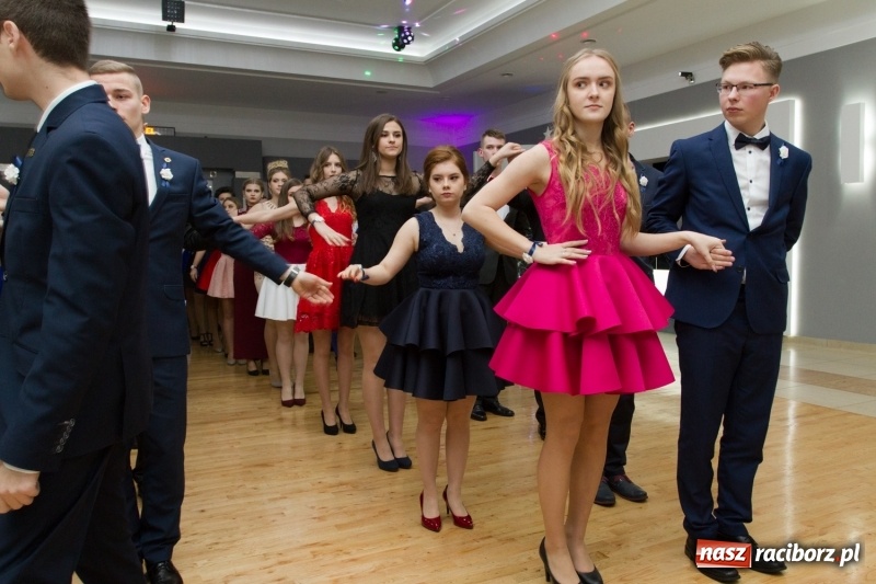 Zdjęcie w galerii na portalu naszraciborz.pl: Mechanik bawi się w Bravo FOTO i WIDEO wiadomości z regionu