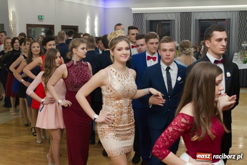 Zdjęcie w galerii na portalu naszraciborz.pl: Mechanik bawi się w Bravo FOTO i WIDEO wiadomości z regionu