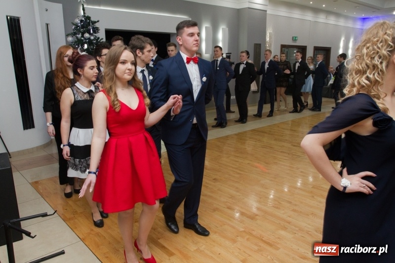 Zdjęcie w galerii na portalu naszraciborz.pl: Mechanik bawi się w Bravo FOTO i WIDEO wiadomości z regionu