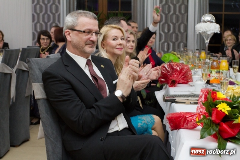 Zdjęcie w galerii na portalu naszraciborz.pl: Mechanik bawi się w Bravo FOTO i WIDEO wiadomości z regionu