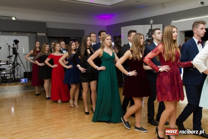 Zdjęcie w galerii na portalu naszraciborz.pl: Mechanik bawi się w Bravo FOTO i WIDEO wiadomości z regionu