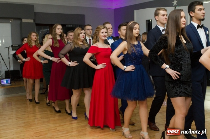 Zdjęcie w galerii na portalu naszraciborz.pl: Mechanik bawi się w Bravo FOTO i WIDEO wiadomości z regionu