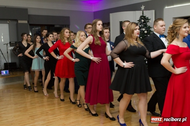 Zdjęcie w galerii na portalu naszraciborz.pl: Mechanik bawi się w Bravo FOTO i WIDEO wiadomości z regionu