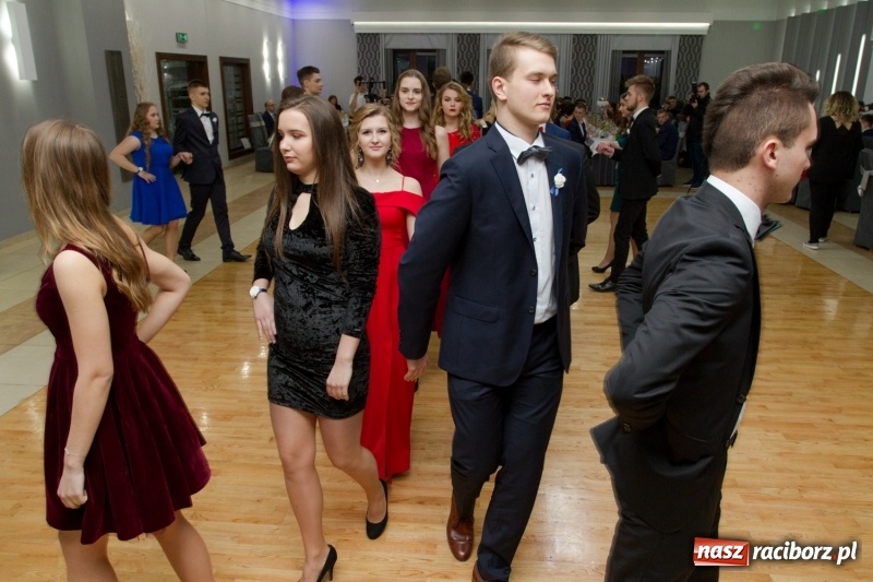 Zdjęcie w galerii na portalu naszraciborz.pl: Mechanik bawi się w Bravo FOTO i WIDEO wiadomości z regionu