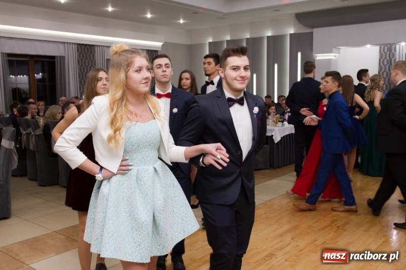 Zdjęcie w galerii na portalu naszraciborz.pl: Mechanik bawi się w Bravo FOTO i WIDEO wiadomości z regionu