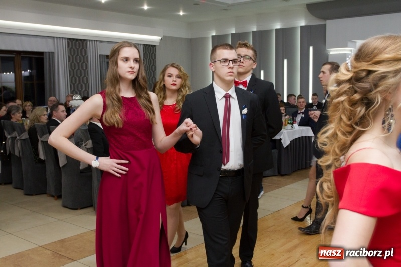 Zdjęcie w galerii na portalu naszraciborz.pl: Mechanik bawi się w Bravo FOTO i WIDEO wiadomości z regionu