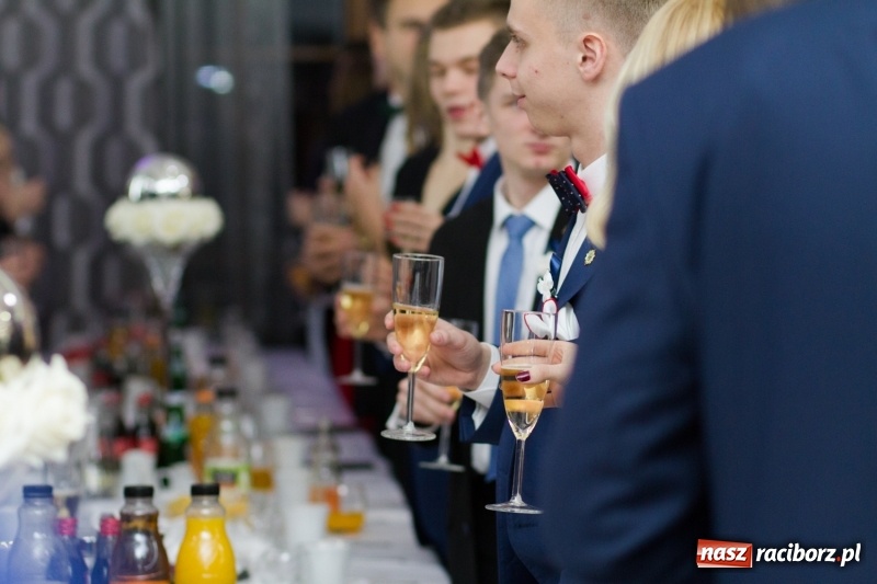 Zdjęcie w galerii na portalu naszraciborz.pl: Mechanik bawi się w Bravo FOTO i WIDEO wiadomości z regionu