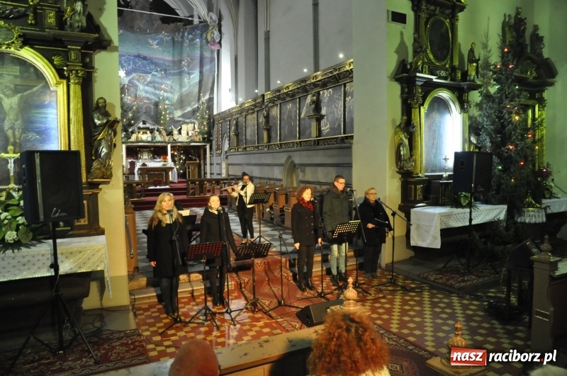 Zdjęcie w galerii na portalu naszraciborz.pl: Atlantyda koncertowała w kościele farnym wiadomości z regionu