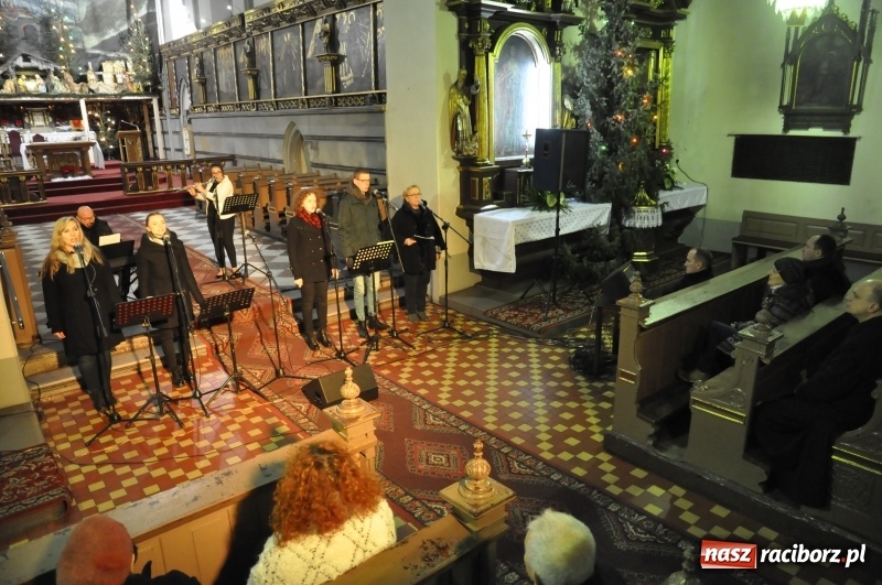 Zdjęcie w galerii na portalu naszraciborz.pl: Atlantyda koncertowała w kościele farnym wiadomości z regionu