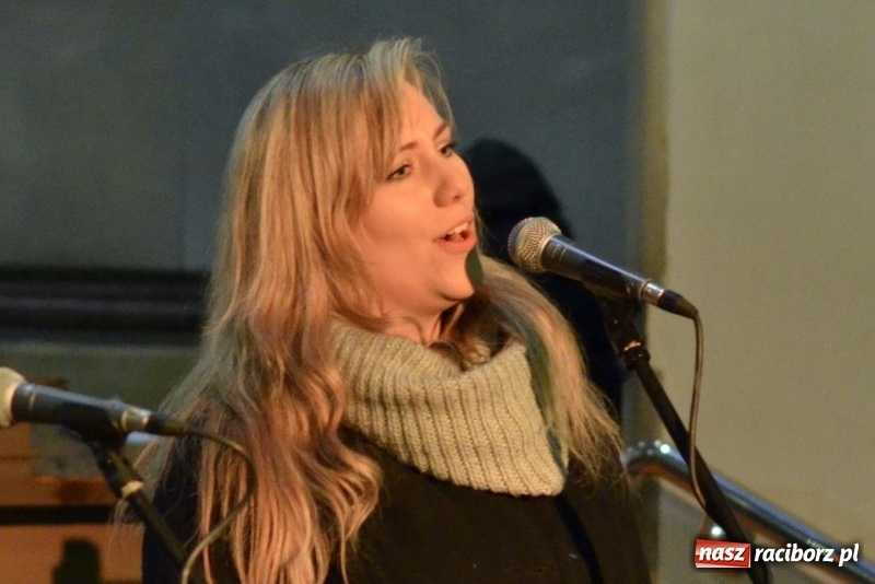 Zdjęcie w galerii na portalu naszraciborz.pl: Atlantyda koncertowała w kościele farnym wiadomości z regionu