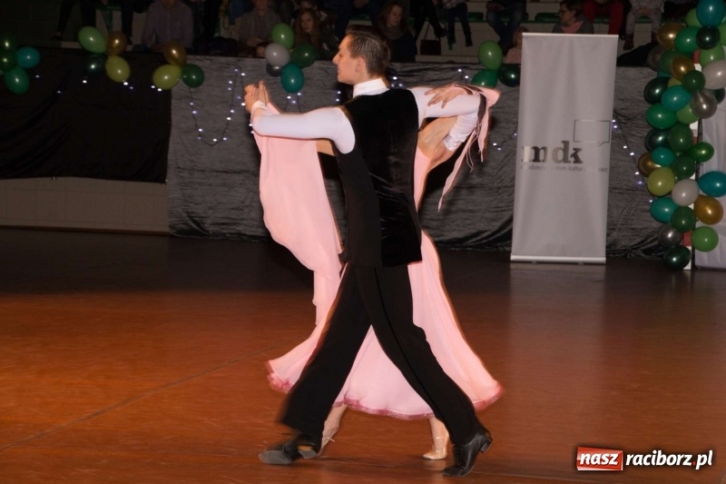 Zdjęcie w galerii na portalu naszraciborz.pl: XII Karnawałowa Rewia Tańca w Arenie Rafako wiadomości z regionu