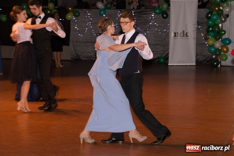 Zdjęcie w galerii na portalu naszraciborz.pl: XII Karnawałowa Rewia Tańca w Arenie Rafako wiadomości z regionu