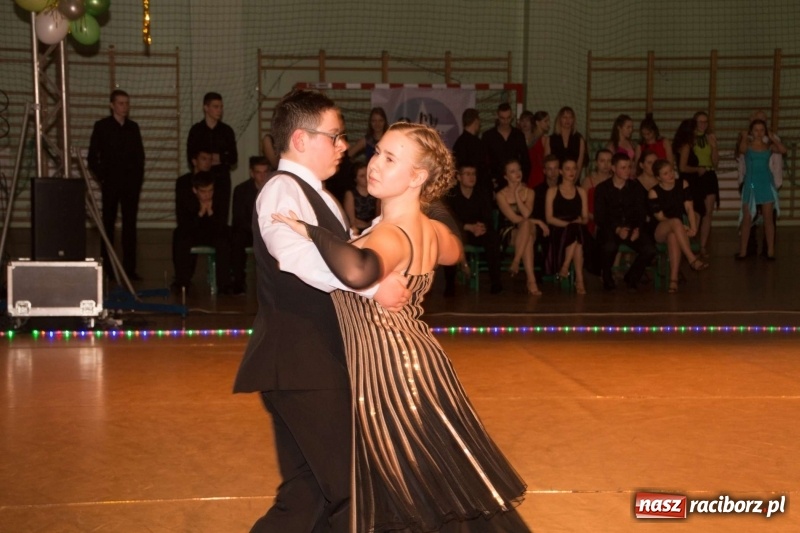 Zdjęcie w galerii na portalu naszraciborz.pl: XII Karnawałowa Rewia Tańca w Arenie Rafako wiadomości z regionu