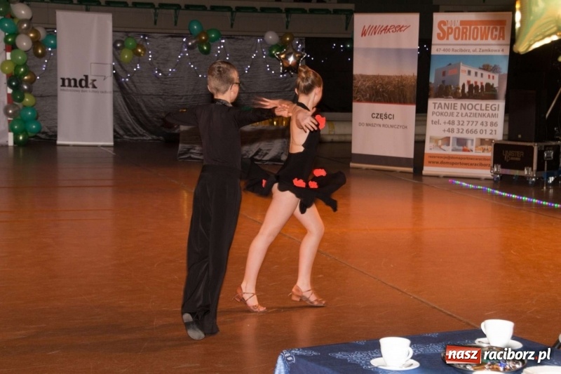 Zdjęcie w galerii na portalu naszraciborz.pl: XII Karnawałowa Rewia Tańca w Arenie Rafako wiadomości z regionu