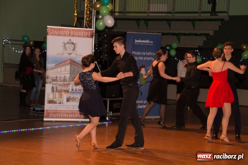 Zdjęcie w galerii na portalu naszraciborz.pl: XII Karnawałowa Rewia Tańca w Arenie Rafako wiadomości z regionu