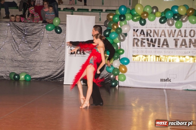 Zdjęcie w galerii na portalu naszraciborz.pl: XII Karnawałowa Rewia Tańca w Arenie Rafako wiadomości z regionu