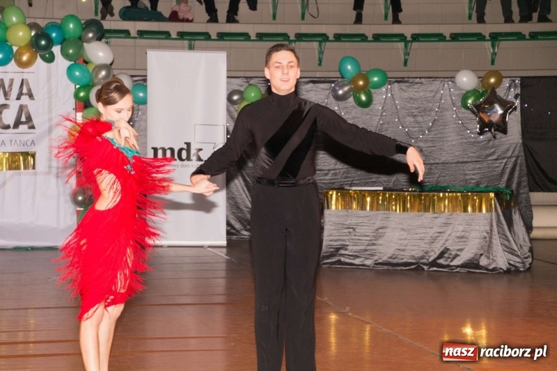 Zdjęcie w galerii na portalu naszraciborz.pl: XII Karnawałowa Rewia Tańca w Arenie Rafako wiadomości z regionu