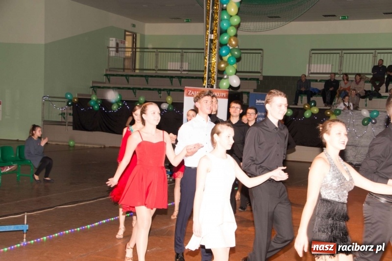 Zdjęcie w galerii na portalu naszraciborz.pl: XII Karnawałowa Rewia Tańca w Arenie Rafako wiadomości z regionu