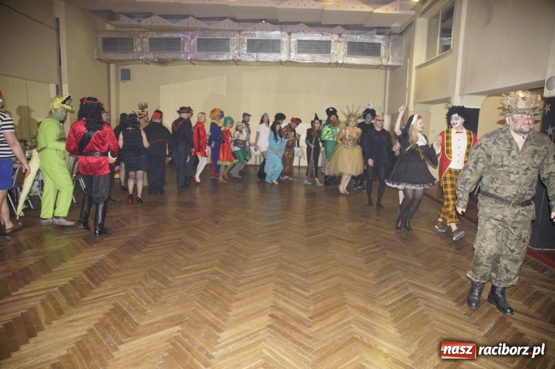 Zdjęcie w galerii na portalu naszraciborz.pl: Doroczny bal maskowy UKS Krzanowice  wiadomości z regionu