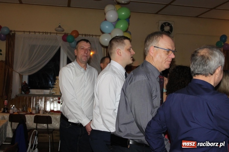 Zdjęcie w galerii na portalu naszraciborz.pl: LKS Wojnowice bawi się w karnawale  wiadomości z regionu