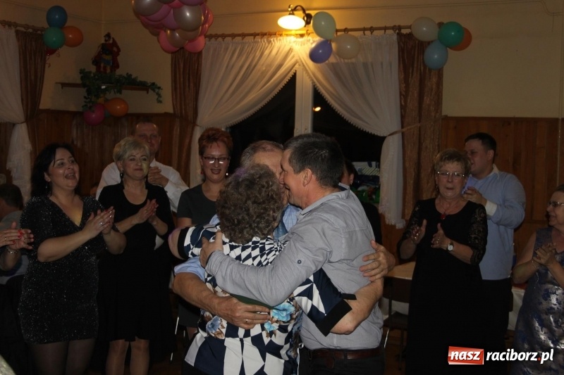 Zdjęcie w galerii na portalu naszraciborz.pl: LKS Wojnowice bawi się w karnawale  wiadomości z regionu