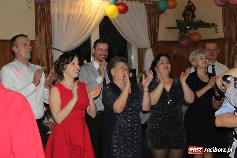 Zdjęcie w galerii na portalu naszraciborz.pl: LKS Wojnowice bawi się w karnawale  wiadomości z regionu