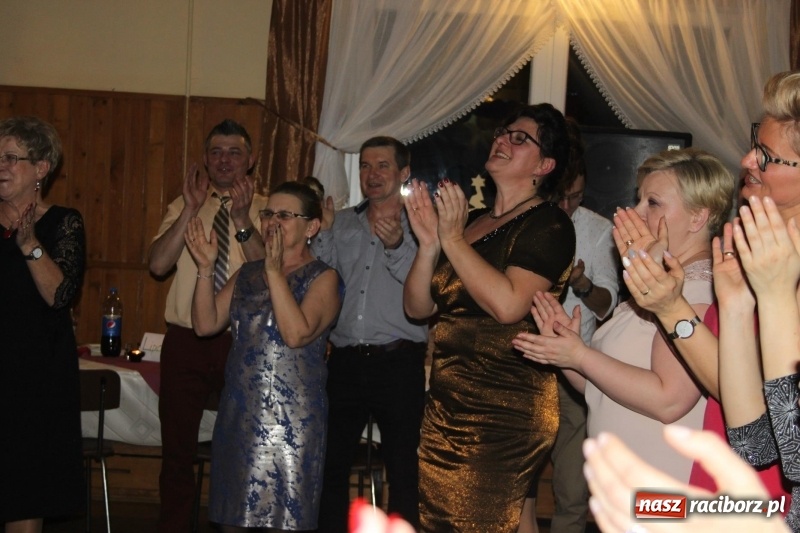 Zdjęcie w galerii na portalu naszraciborz.pl: LKS Wojnowice bawi się w karnawale  wiadomości z regionu