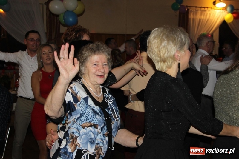 Zdjęcie w galerii na portalu naszraciborz.pl: LKS Wojnowice bawi się w karnawale  wiadomości z regionu