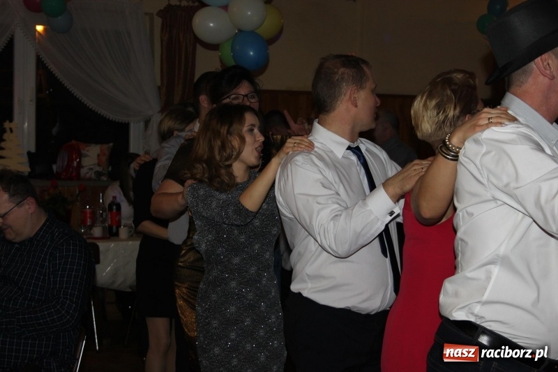 Zdjęcie w galerii na portalu naszraciborz.pl: LKS Wojnowice bawi się w karnawale  wiadomości z regionu