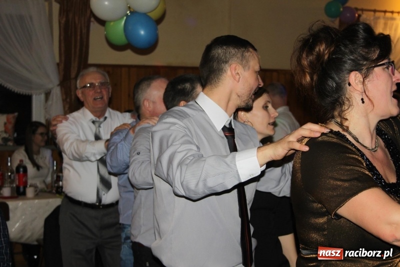 Zdjęcie w galerii na portalu naszraciborz.pl: LKS Wojnowice bawi się w karnawale  wiadomości z regionu