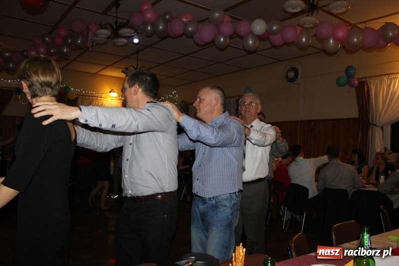 Zdjęcie w galerii na portalu naszraciborz.pl: LKS Wojnowice bawi się w karnawale  wiadomości z regionu