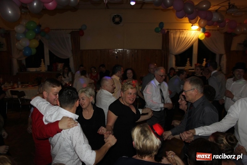 Zdjęcie w galerii na portalu naszraciborz.pl: LKS Wojnowice bawi się w karnawale  wiadomości z regionu