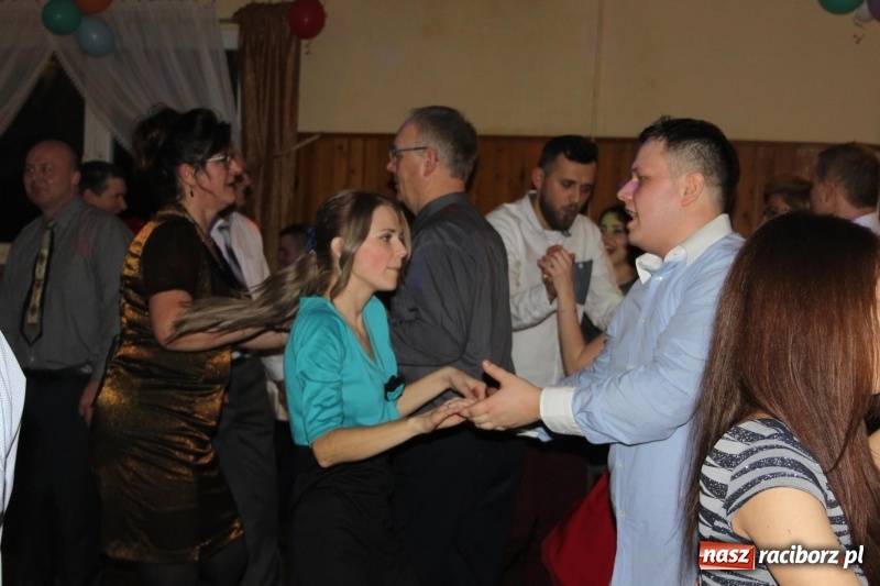 Zdjęcie w galerii na portalu naszraciborz.pl: LKS Wojnowice bawi się w karnawale  wiadomości z regionu