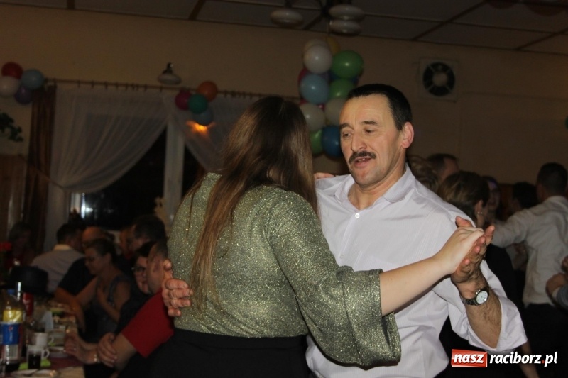 Zdjęcie w galerii na portalu naszraciborz.pl: LKS Wojnowice bawi się w karnawale  wiadomości z regionu