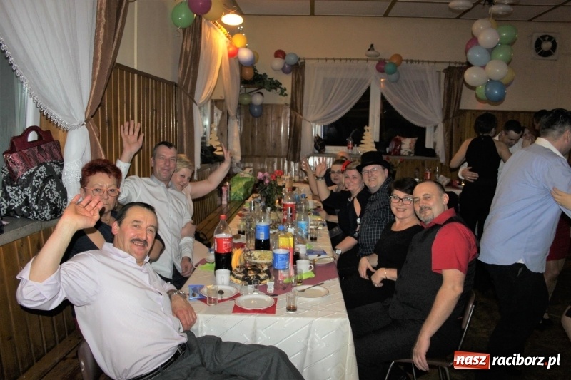 Zdjęcie w galerii na portalu naszraciborz.pl: LKS Wojnowice bawi się w karnawale  wiadomości z regionu