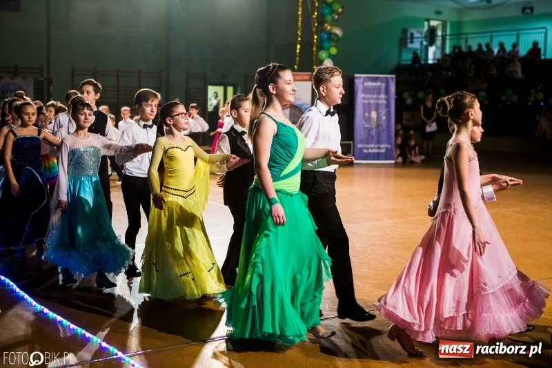 Zdjęcie w galerii na portalu naszraciborz.pl: Dziecięca Rewia Tańca w Arenie Rafako wiadomości z regionu