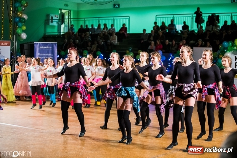 Zdjęcie w galerii na portalu naszraciborz.pl: Dziecięca Rewia Tańca w Arenie Rafako wiadomości z regionu