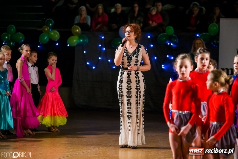 Zdjęcie w galerii na portalu naszraciborz.pl: Dziecięca Rewia Tańca w Arenie Rafako wiadomości z regionu