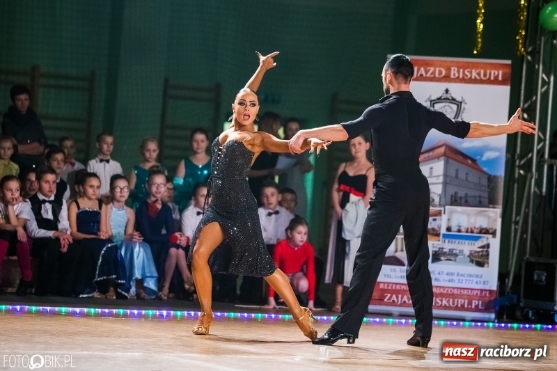 Zdjęcie w galerii na portalu naszraciborz.pl: Dziecięca Rewia Tańca w Arenie Rafako wiadomości z regionu