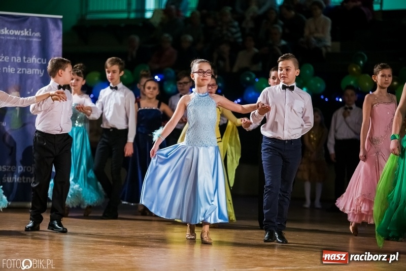 Zdjęcie w galerii na portalu naszraciborz.pl: Dziecięca Rewia Tańca w Arenie Rafako wiadomości z regionu