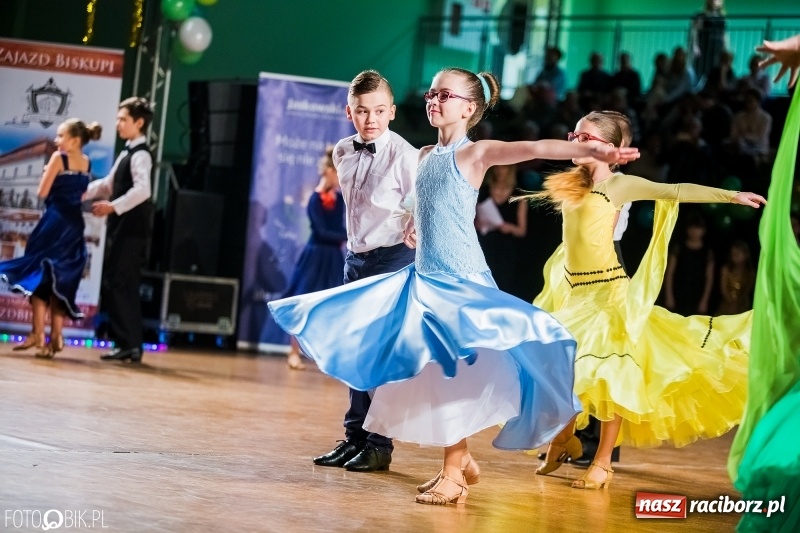 Zdjęcie w galerii na portalu naszraciborz.pl: Dziecięca Rewia Tańca w Arenie Rafako wiadomości z regionu